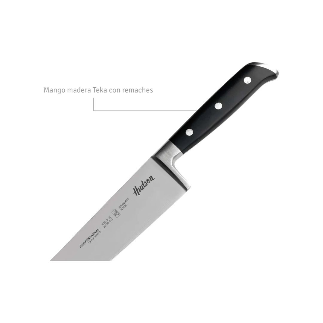 cuchillo-cheff-linea-professional-8-inox-mango-con-remaches-negro-con-estuche-561